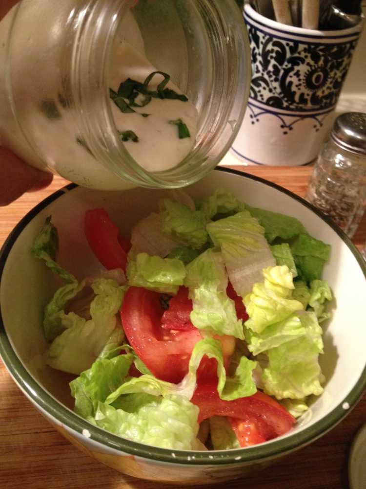 Low fodmap Cucumber Yogurt Dressing