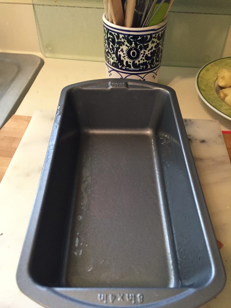 Low Fodmap Banana Bread ibskitchn.com